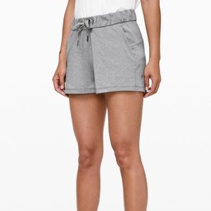 NWOT Lululemon On The Fly Dark Gray Shorts
